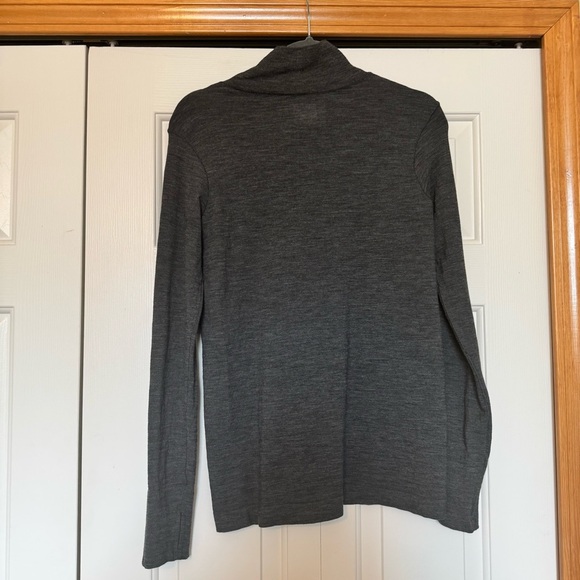Athleta Foresthill Ascent Heather Charcoal Gray Turtleneck Top - Picture 4 of 6